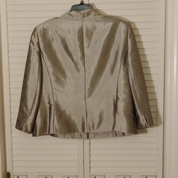 Kasper Metallic Silver Skirt Suit - Picture 5 of 15